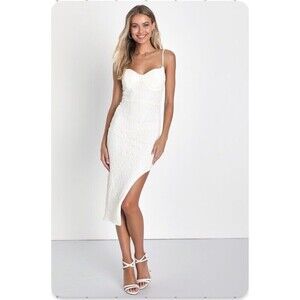 Elegant White Lace Dress